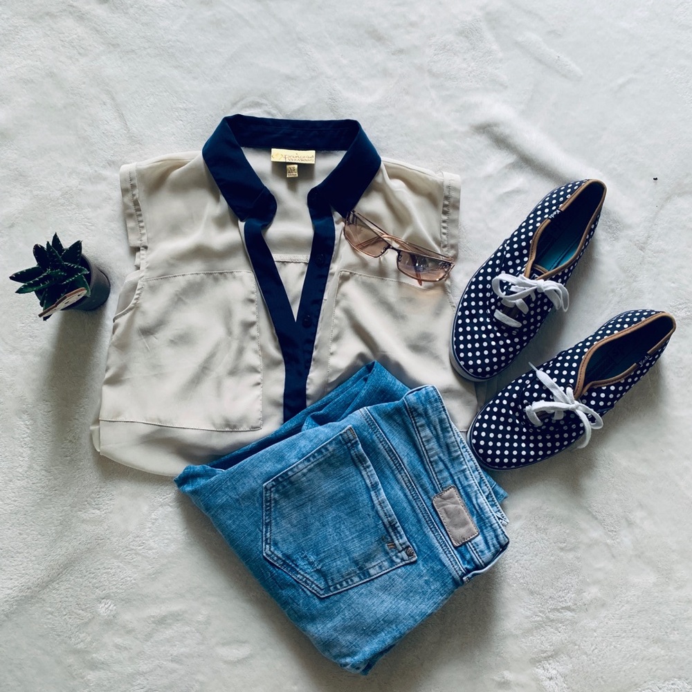 Princess Verawang Cream and Navy Sleeveless Blouse